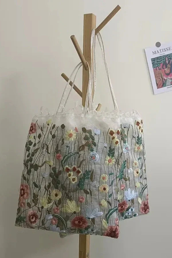 Lakelyn Çiçekli Tote Çanta